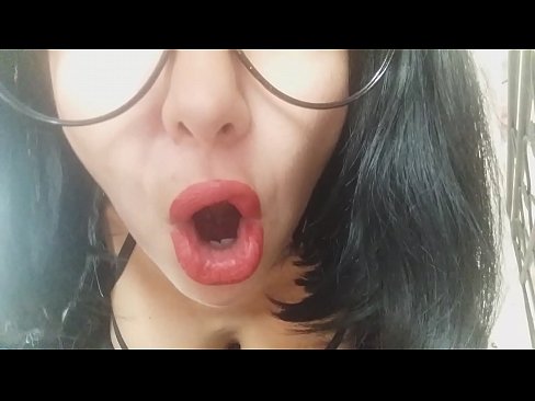 ❤️ Għasel, il-mammma tiegħek mhux se tħallik tmur l-iskola llum... Għandi bżonnek wisq... Video tal-ħakk fil-porn mt.redpornpictures.ru ❌❤