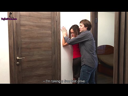 ❤️ Sexy Realtor Sensually Jerks Pussy tagħha u Fucks Waqt li Tbiegħ l-Appartment tagħha - Krempai Video tal-ħakk fil-porn mt.redpornpictures.ru ❌❤